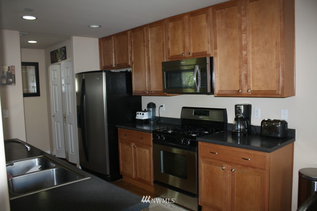 3080 Walker Road DuPont, WA 98327 - Photo 10 of 25