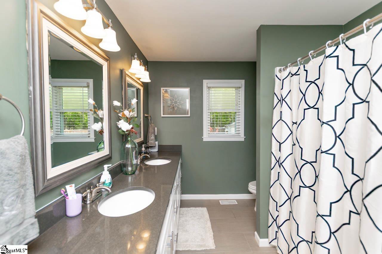 127 Baldwin Road Simpsonville, SC 29680 - Photo 15 of 39