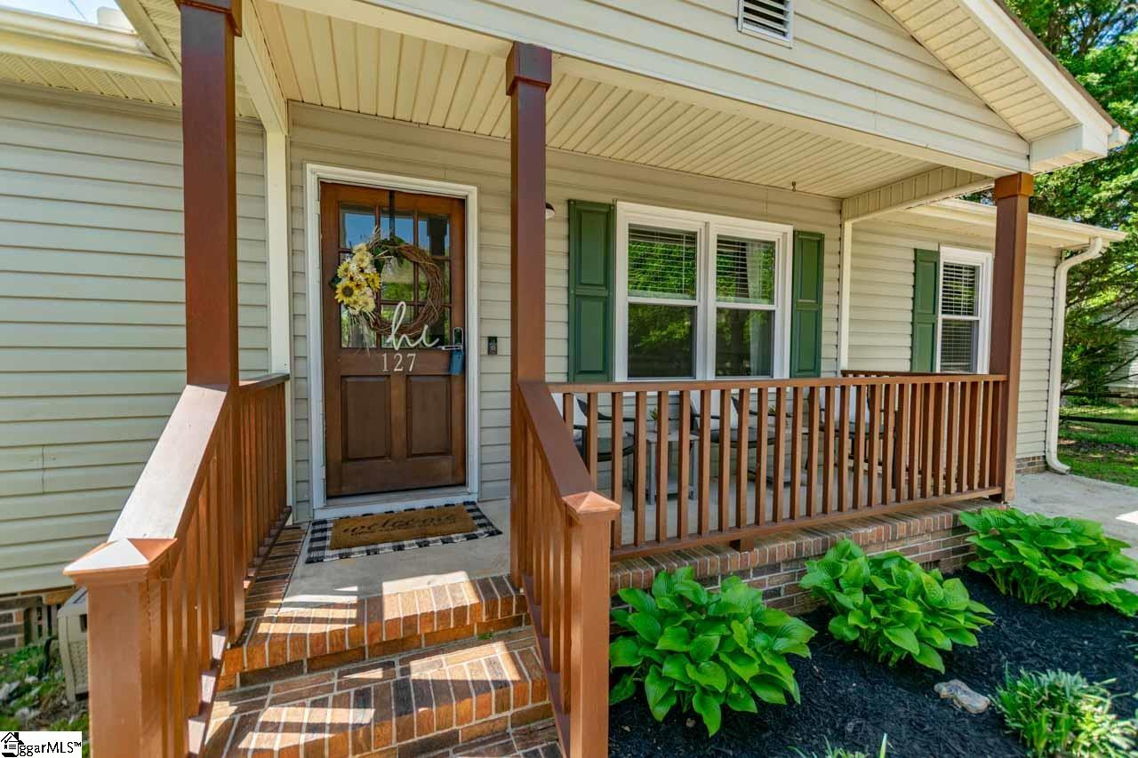 127 Baldwin Road Simpsonville, SC 29680 - Photo 3 of 39