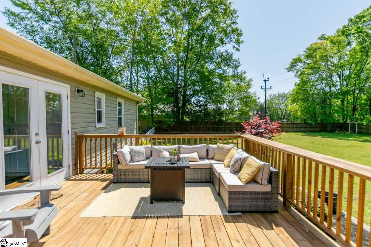 127 Baldwin Road Simpsonville, SC 29680 - Photo 9 of 39