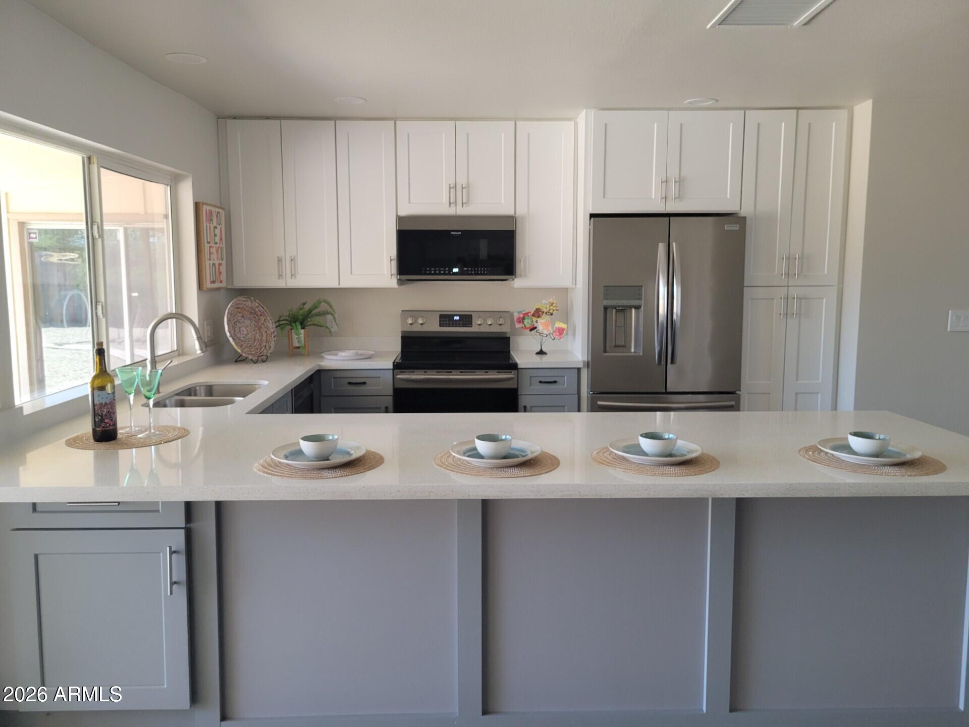 602 West Sesame Street Tempe, AZ 85283 - Photo 3 of 10 kitchen 2