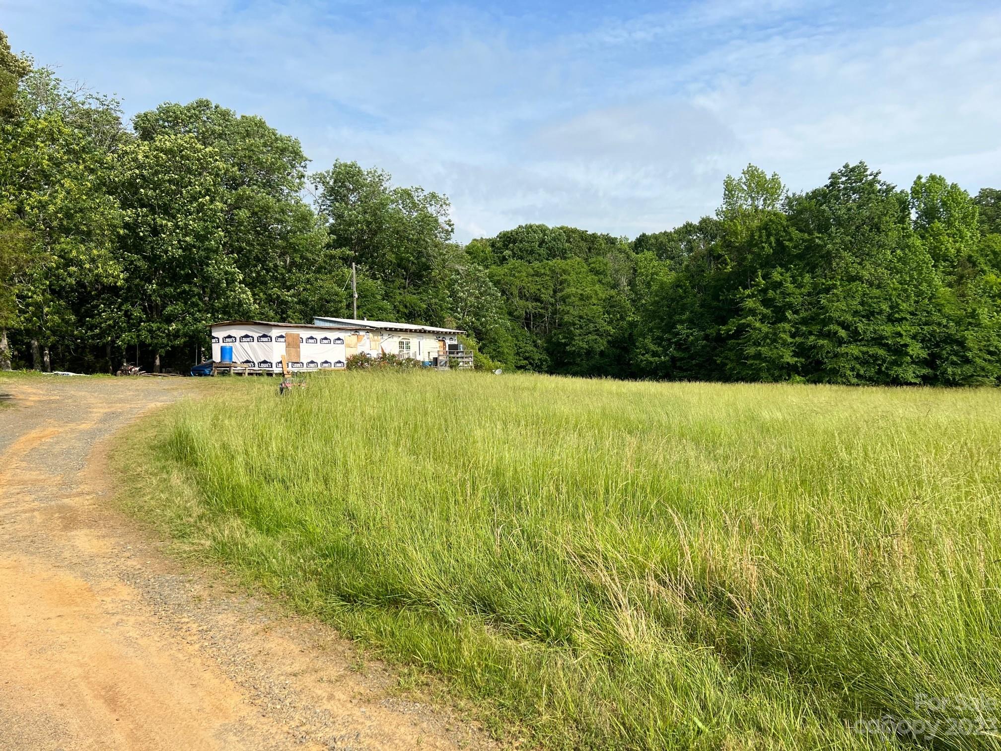 6091 Oakridge Road Clover, SC 29710 - Photo 5 of 14 Gallery Image 5