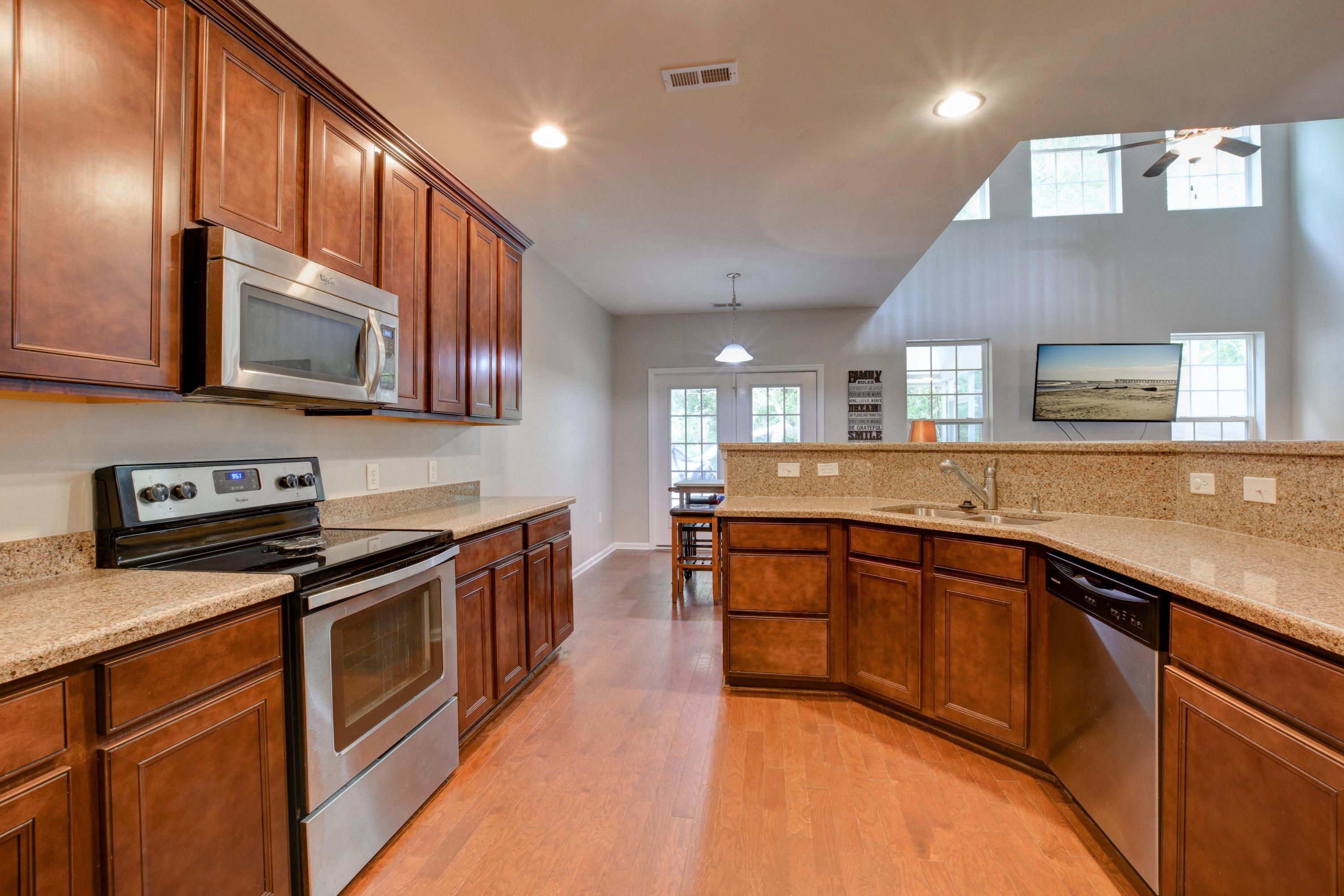 1232 Cosmos Road Summerville, SC 29483 - Photo 14 of 43 21 (12)