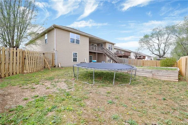 $325,000 | 731 Tall Grass Drive, Junction City, KS 66441