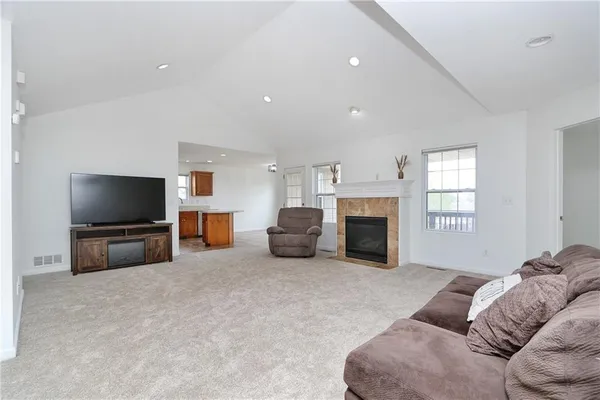 $325,000 | 731 Tall Grass Drive, Junction City, KS 66441