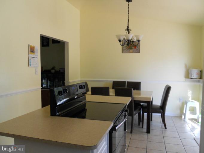 10106 Annapolis Road Lanham, MD 20706 - Photo 4 of 20 Dining Room