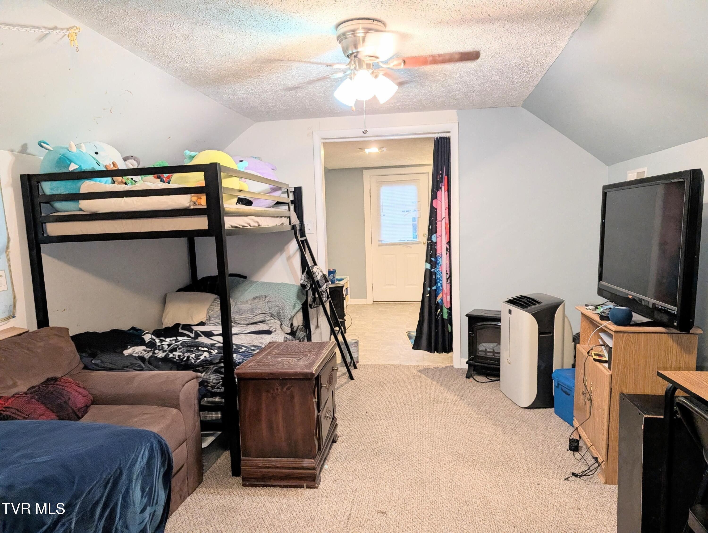 282 Walnut Hill Road Bristol, TN 37620 - Photo 16 of 22 2660