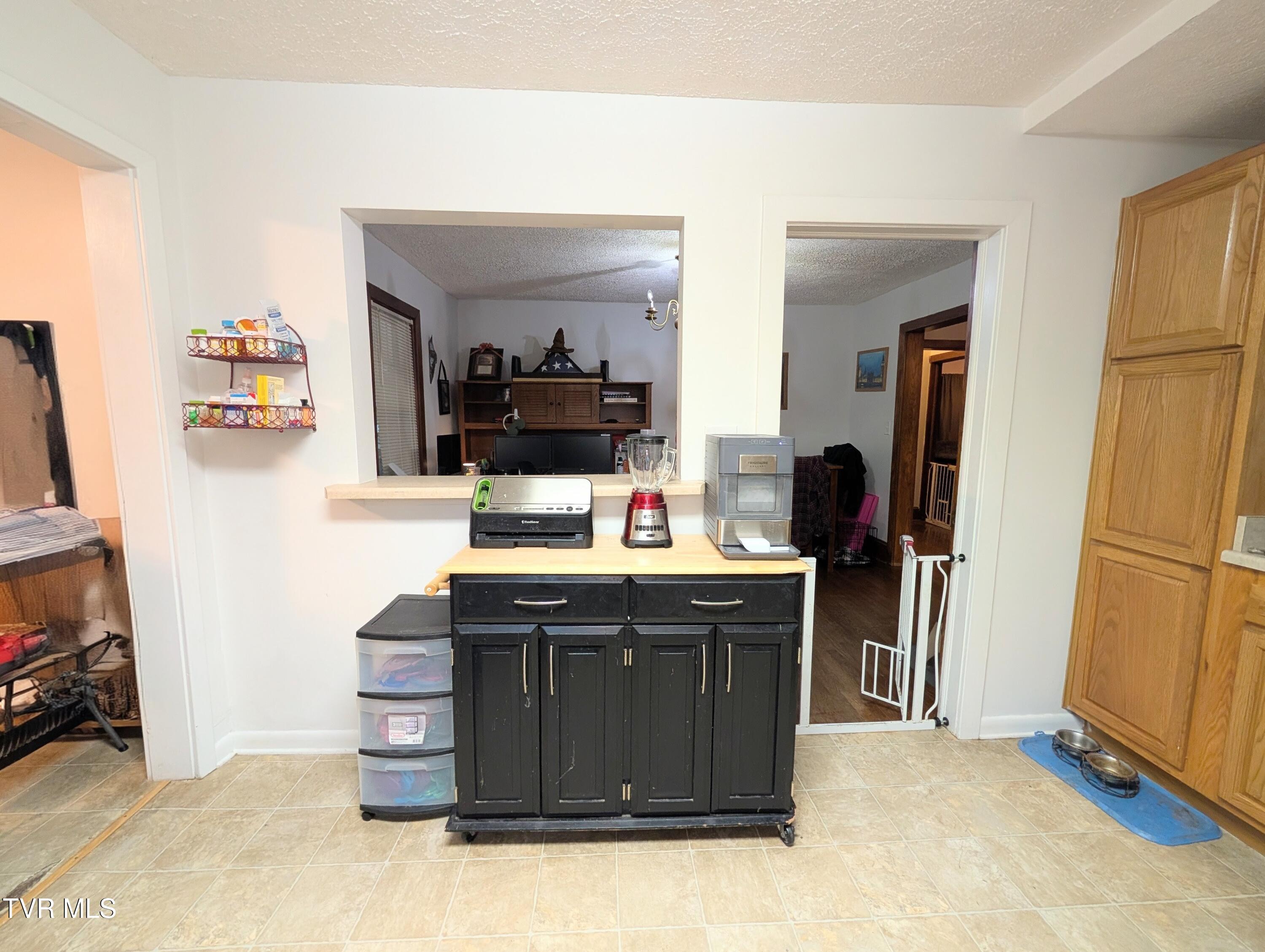 282 Walnut Hill Road Bristol, TN 37620 - Photo 10 of 22 2650