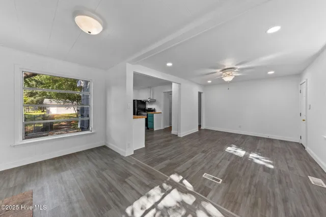 $170,000 | 404 Seymour Street, Aberdeen, NC 28315