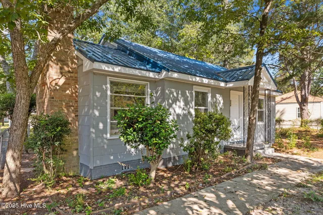 $170,000 | 404 Seymour Street, Aberdeen, NC 28315