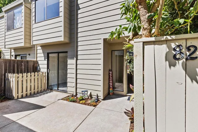 $300,000 | 750 Lincoln Road, Unit 82, Yuba City, CA 95991