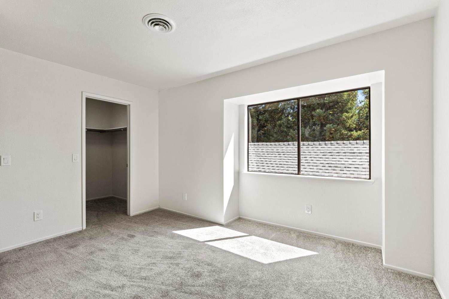 750 Lincoln Road, Unit 82 Yuba City, CA 95991 - Photo 26 of 35 a view of an empty room with a window