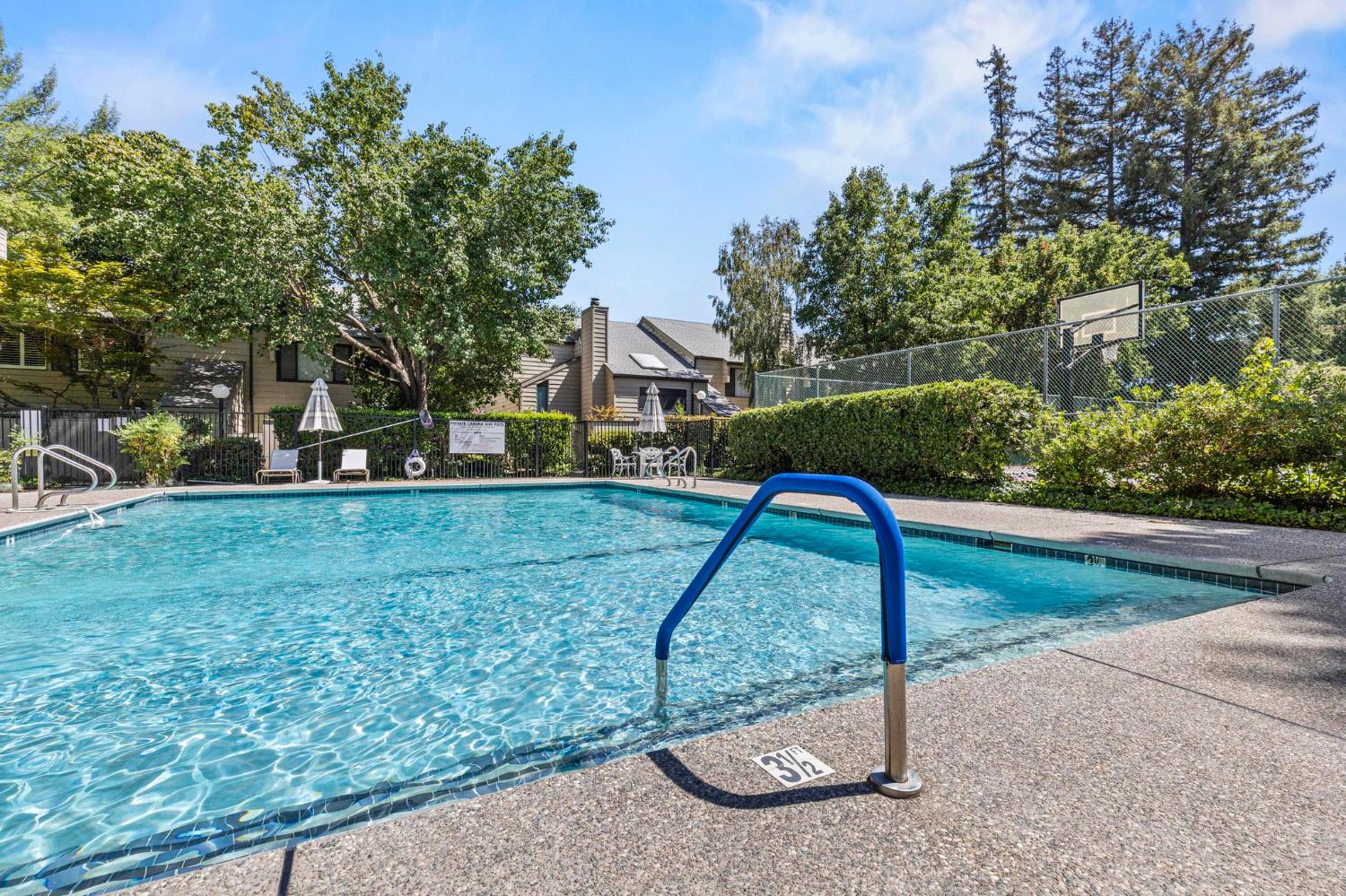 750 Lincoln Road, Unit 82 Yuba City, CA 95991 - Photo 34 of 35 a view of a garden