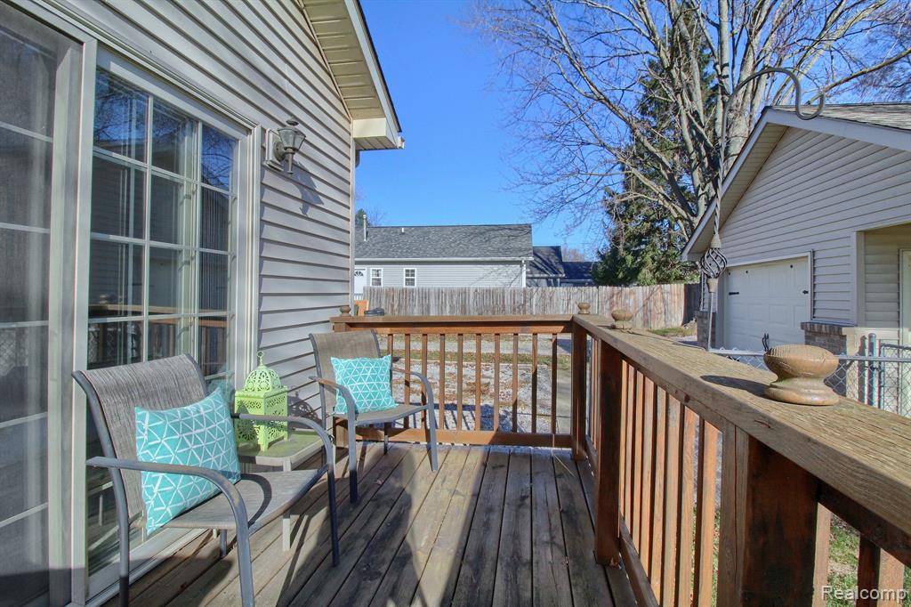 26151 Frankfort Road New Boston, MI 48164 - Photo 24 of 25