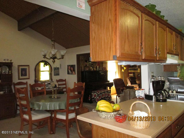 3825 Bessent Road Jacksonville, FL 32218 - Photo 8 of 23 Debbie Miller 009