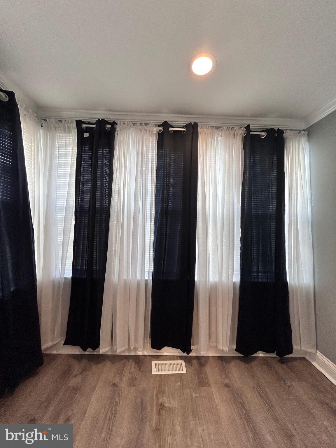 3541 3rd Street Baltimore, MD 21225 - Photo 21 of 37