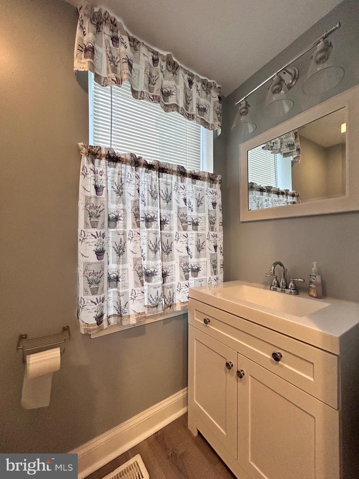 3541 3rd Street Baltimore, MD 21225 - Photo 26 of 37