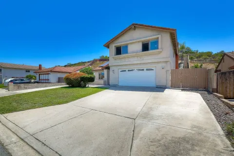 $995,000 | 9430 Palomino Ridge Drive, Lakeside, CA 92040
