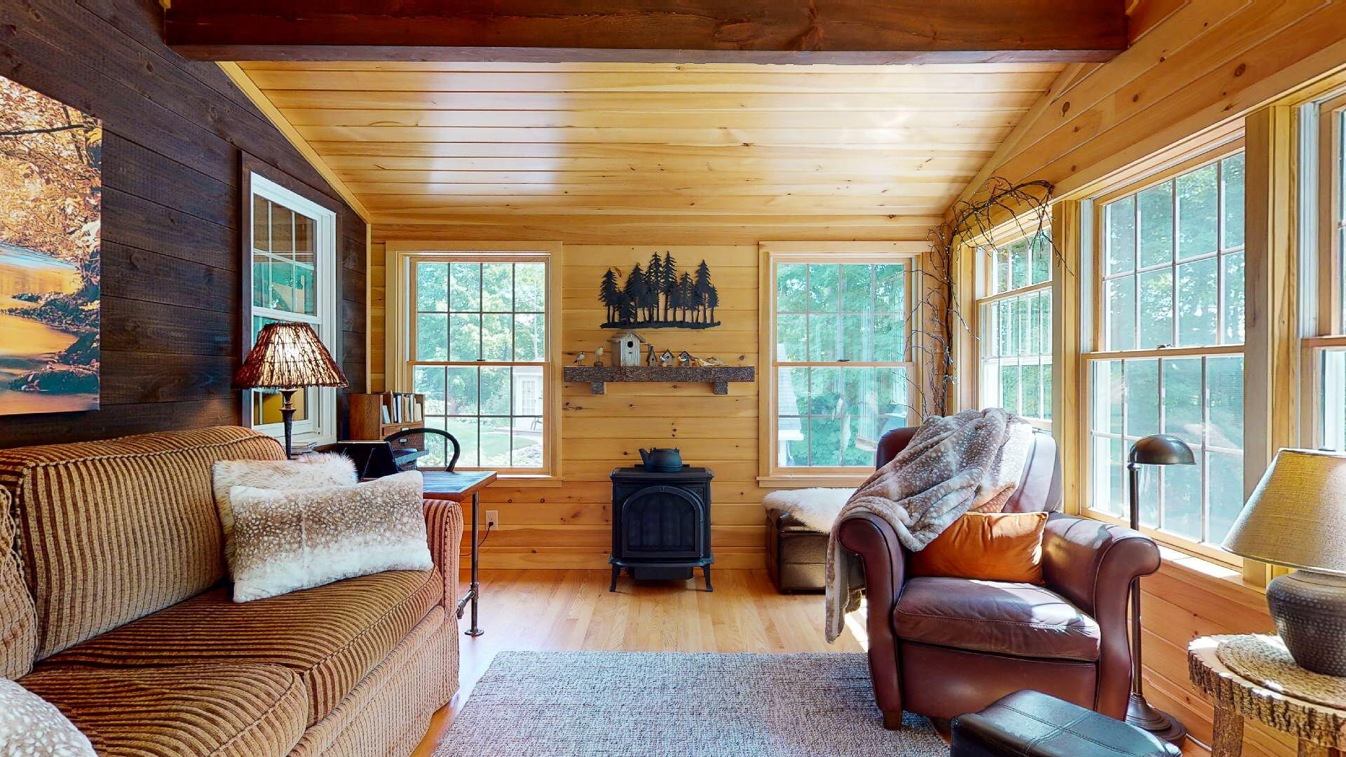37 Lawrence Road Pownal, ME 04069 - Photo 16 of 39 Lawrence Rd, sunroom