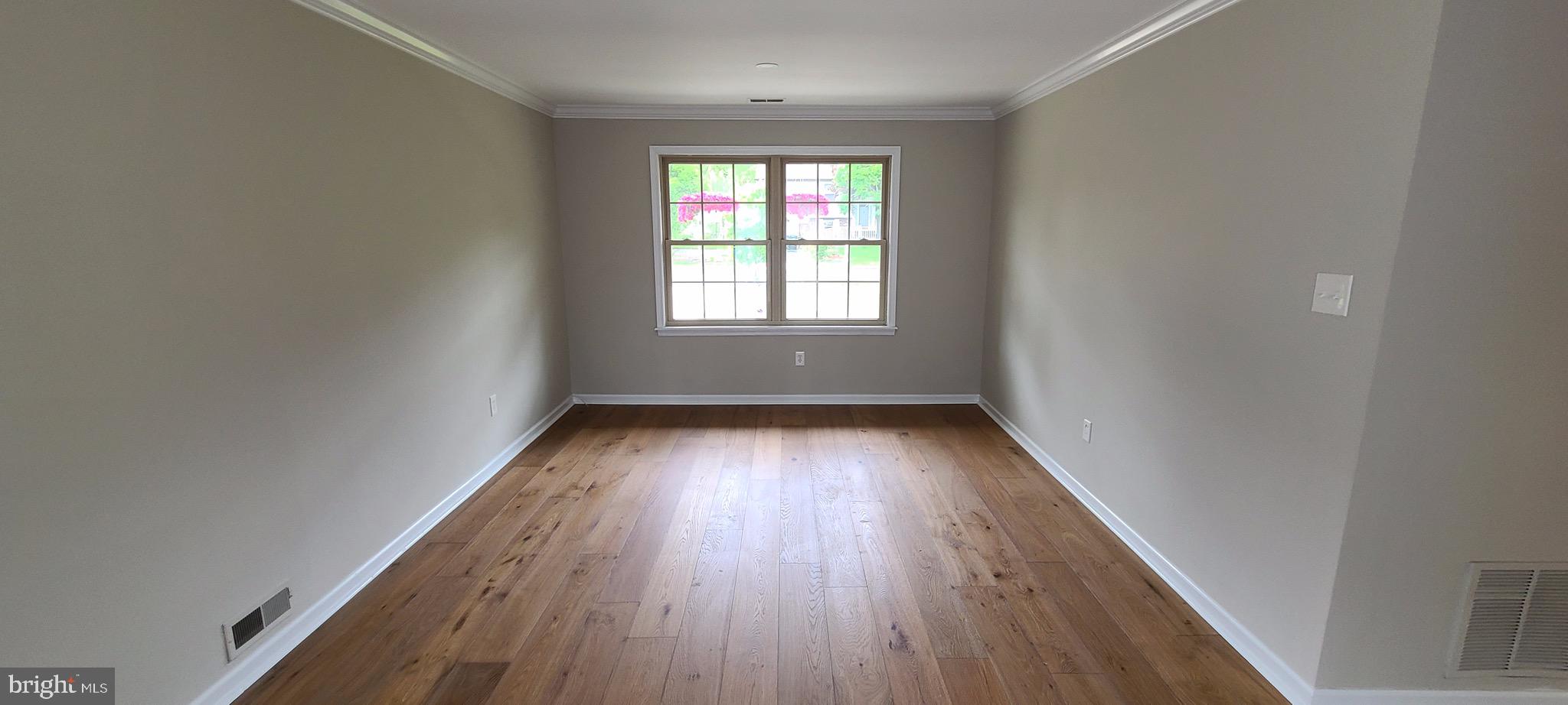36 Dunham Loop Berlin, NJ 08009 - Photo 12 of 34 Family Room