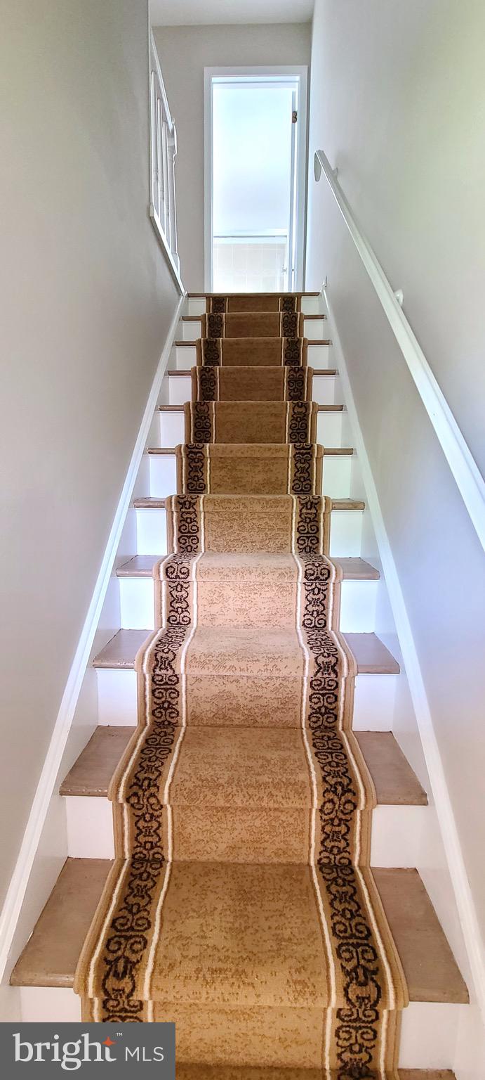 36 Dunham Loop Berlin, NJ 08009 - Photo 16 of 34 Stairway