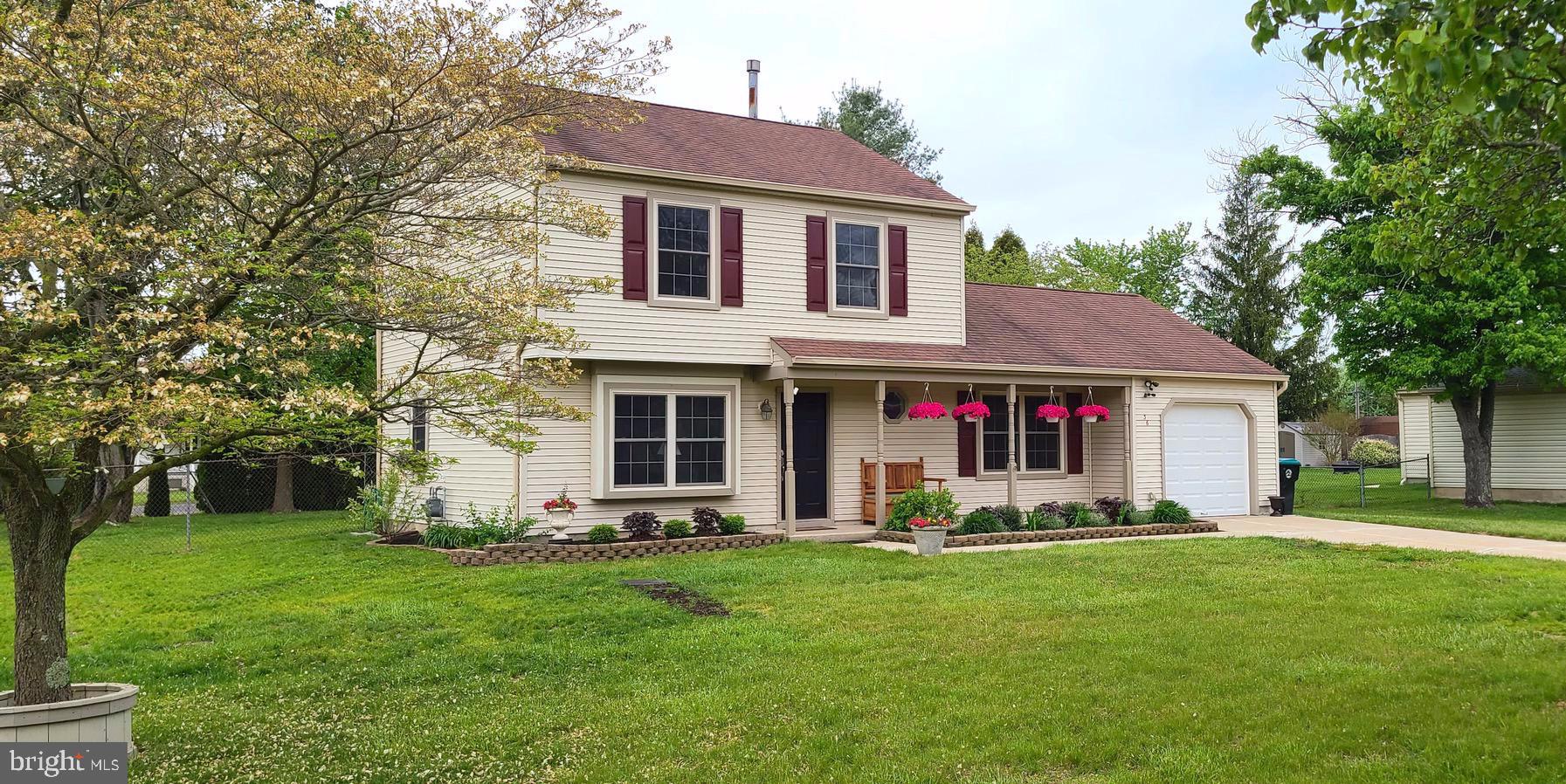 36 Dunham Loop Berlin, NJ 08009 - Photo 4 of 34 Front