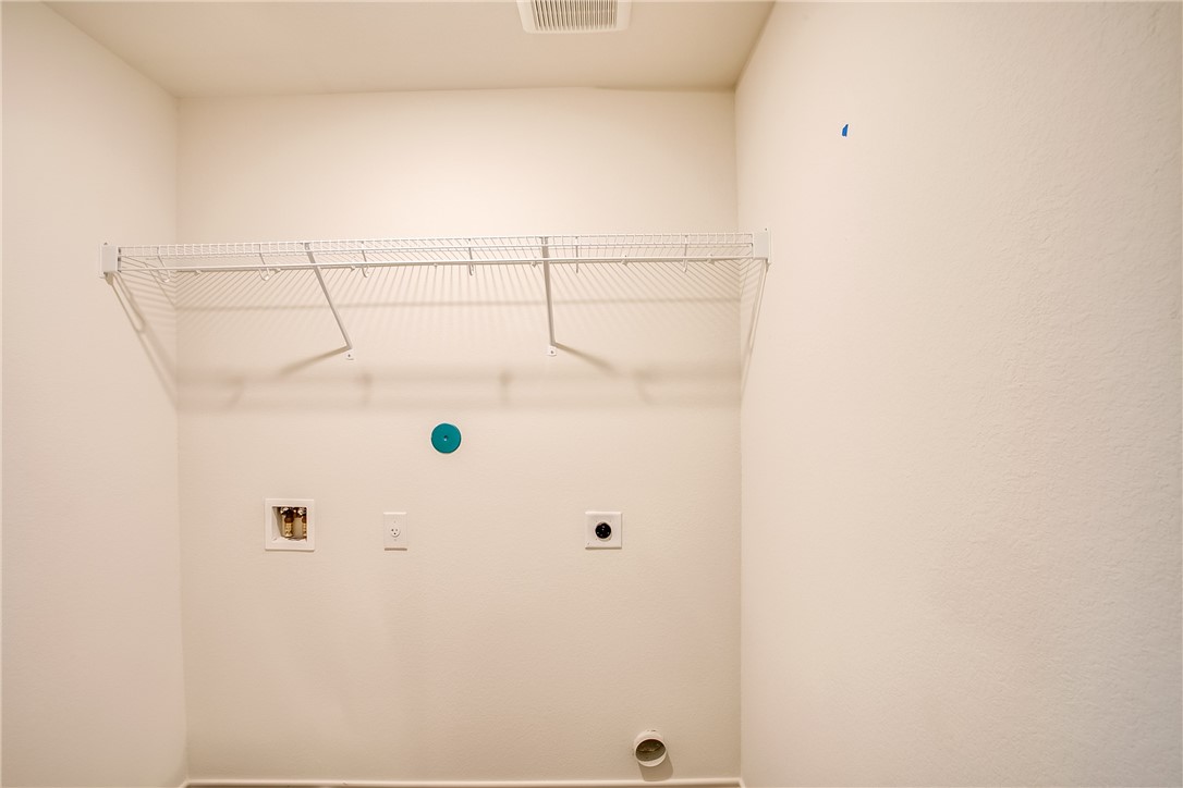 19024 Quiet Range Drive Elgin, TX 78621 - Photo 25 of 30 a close up of a shower