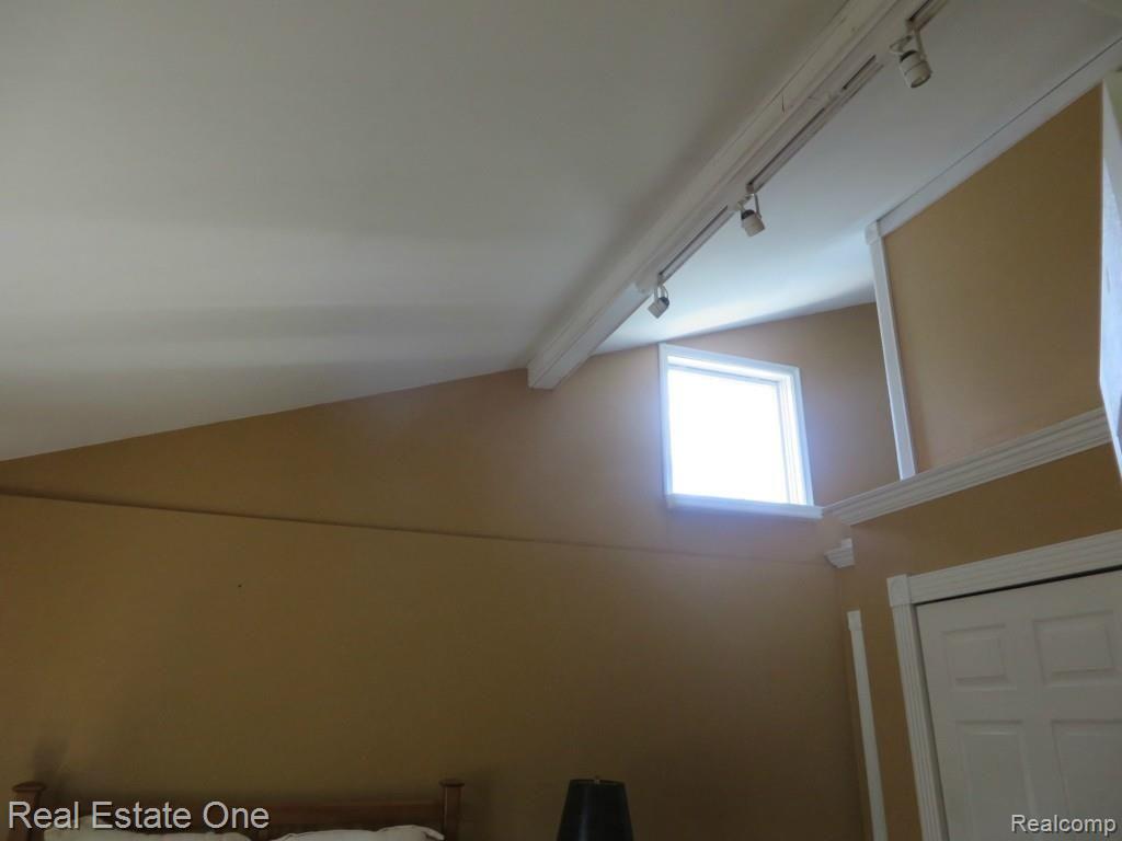 2486 Texter Road Leonard, MI 48367 - Photo 28 of 64 IMG_1758.jpg