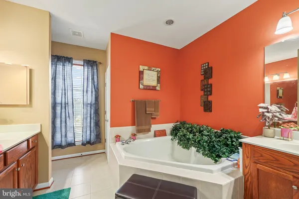 $589,000 | 2725 Celestial Drive, Woodbridge, VA 22191