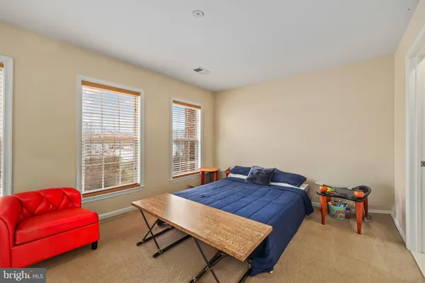 $589,000 | 2725 Celestial Drive, Woodbridge, VA 22191