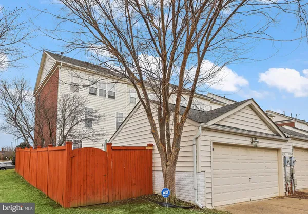 $589,000 | 2725 Celestial Drive, Woodbridge, VA 22191