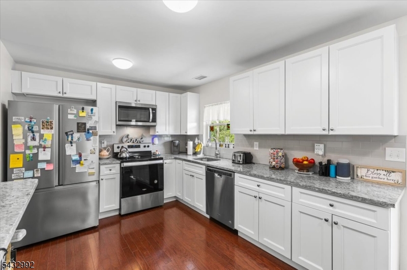 47 Winding Way Andover, NJ 07821 - Photo 11 of 42