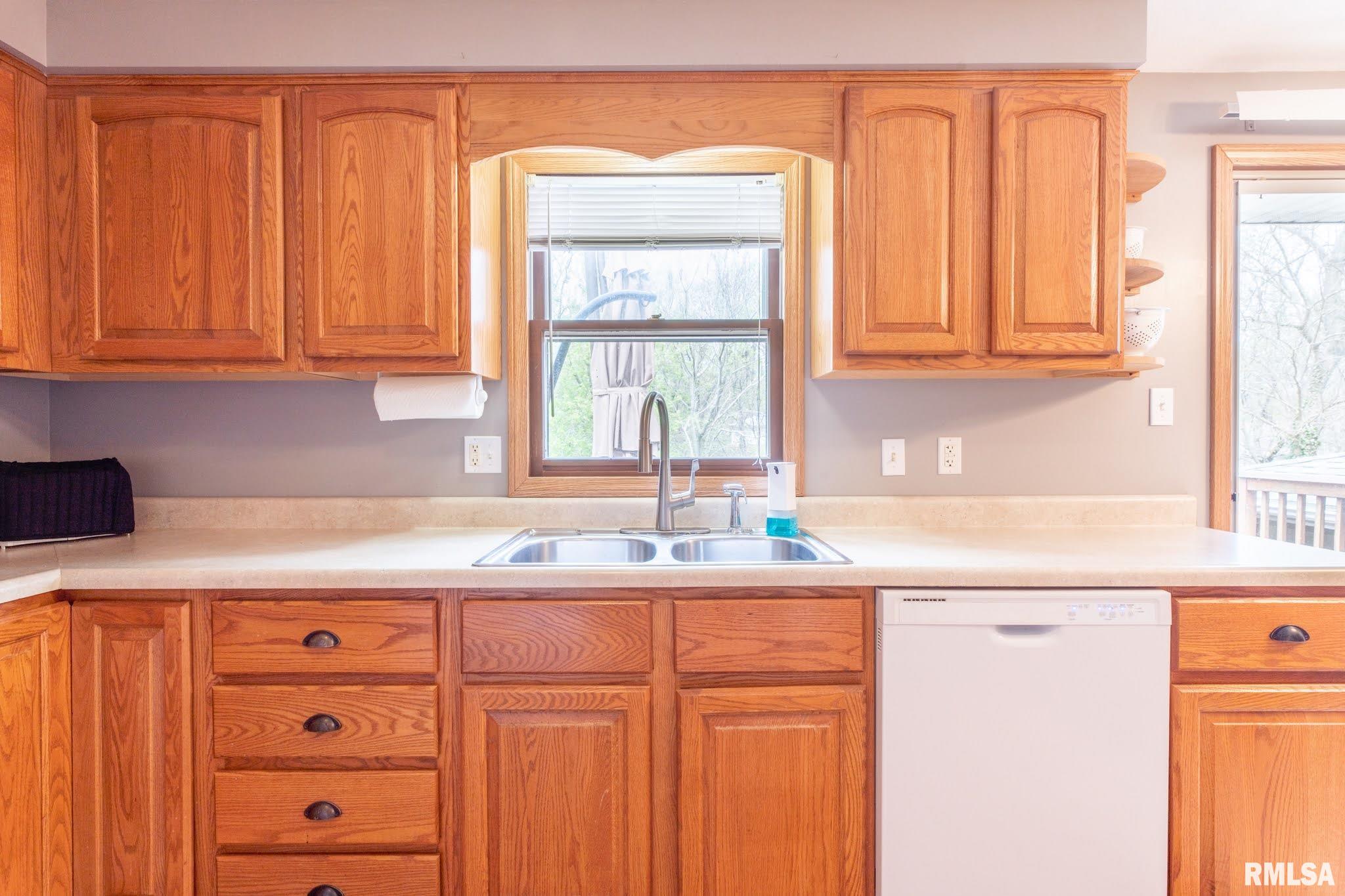 5113 West Airways Road Peoria, IL 61607 - Photo 18 of 50 Gallery Image 18