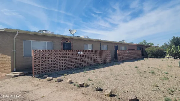 $465,000 | 3211 North Cherry Avenue, Tucson, AZ 85719