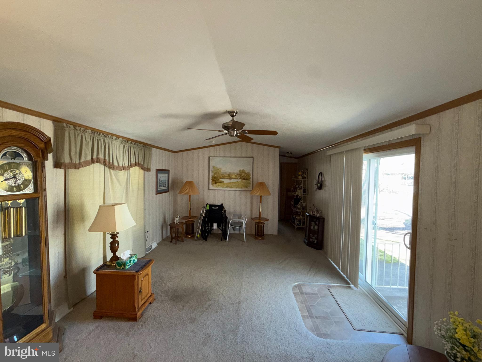 21 Dogwood East Tabernacle, NJ 08088 - Photo 4 of 12 a livingroom with furniture and a window