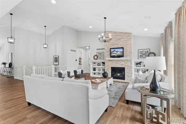 $379,990 | 1 Tbb Canterbury @ Pinckney Ridge, Warrenton, MO 63383