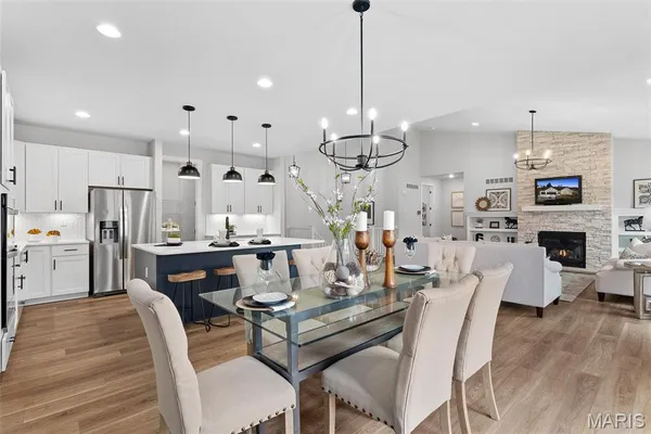 $379,990 | 1 Tbb Canterbury @ Pinckney Ridge, Warrenton, MO 63383
