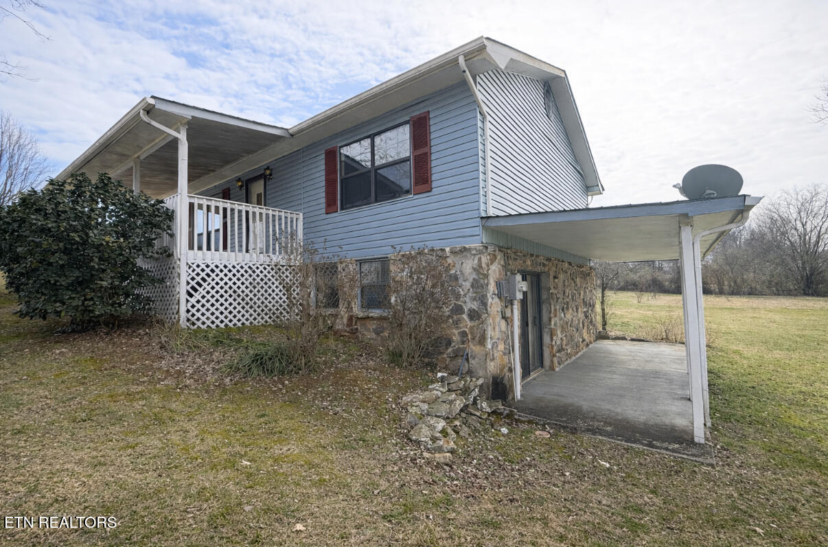 144 Atkins Road Madisonville, TN 37354 - Photo 2 of 27 FullSizeRender