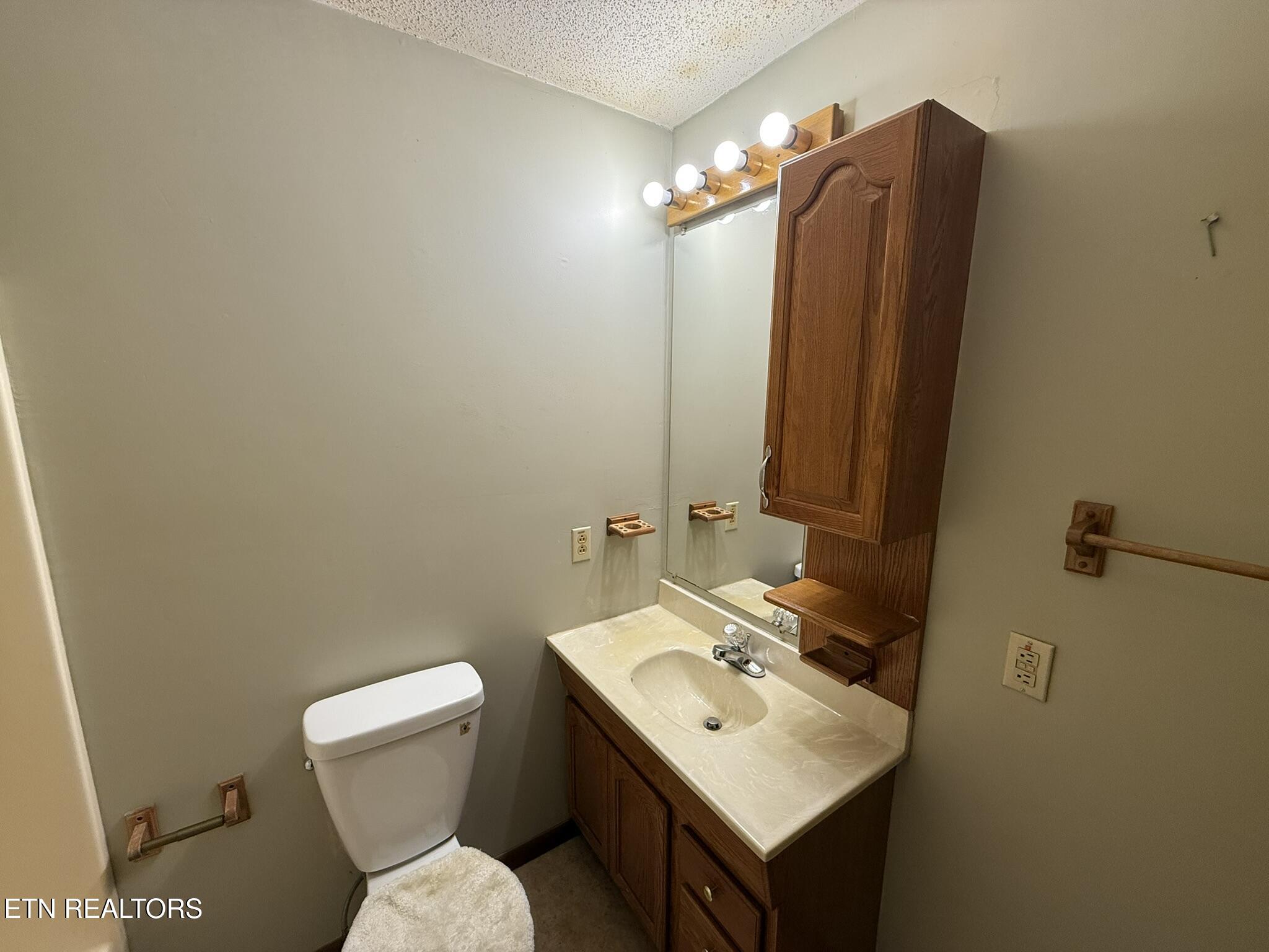 144 Atkins Road Madisonville, TN 37354 - Photo 21 of 30 IMG_1588