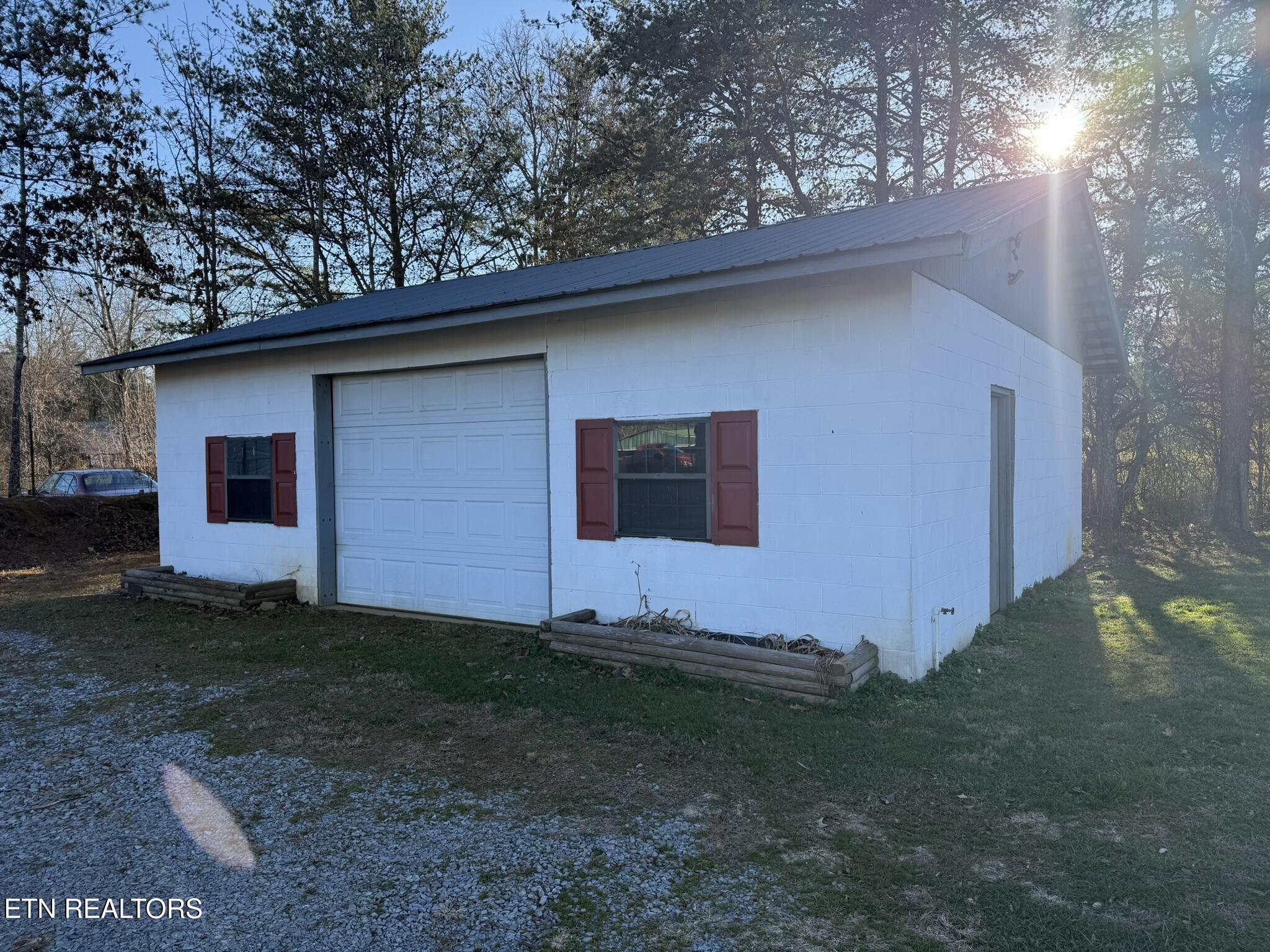 144 Atkins Road Madisonville, TN 37354 - Photo 23 of 27 IMG_1607