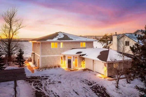 $1,649,500 | 312 Harbor Point Circle, Duluth, MN 55802