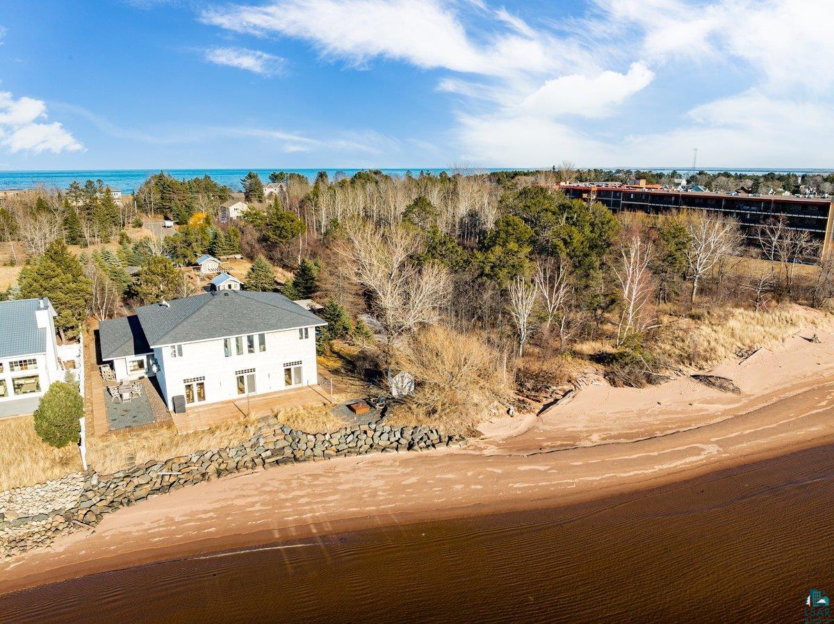 312 Harbor Point Circle Duluth, MN 55802 - Photo 2 of 68