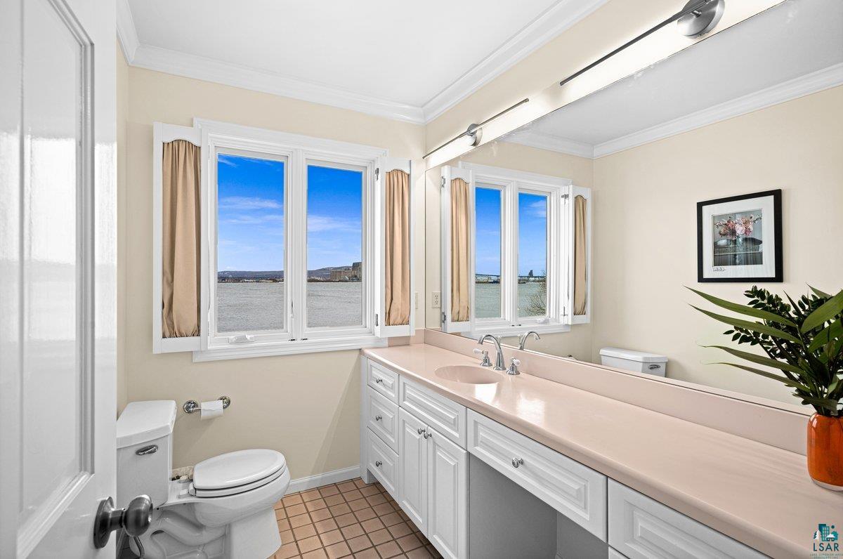 312 Harbor Point Circle Duluth, MN 55802 - Photo 39 of 68