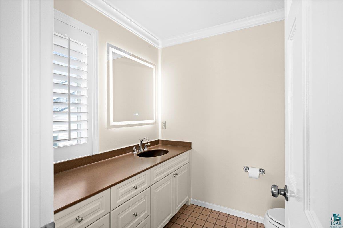 312 Harbor Point Circle Duluth, MN 55802 - Photo 40 of 68