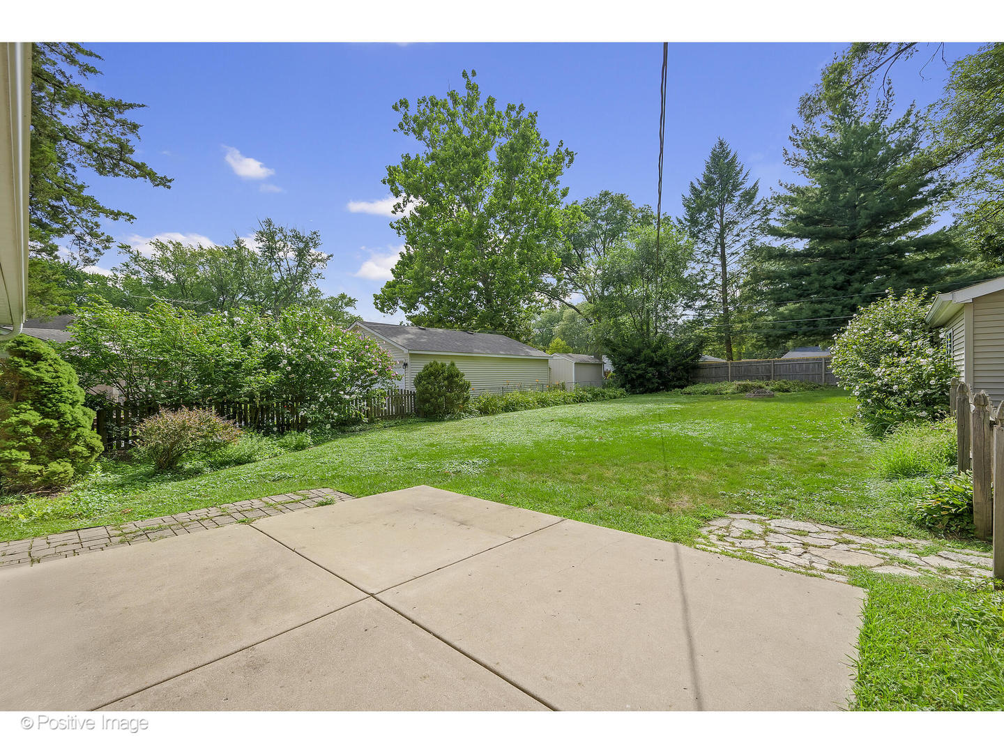 1120 Grant Street Wheaton, IL 60189 - Photo 15 of 17 a view of a backyard