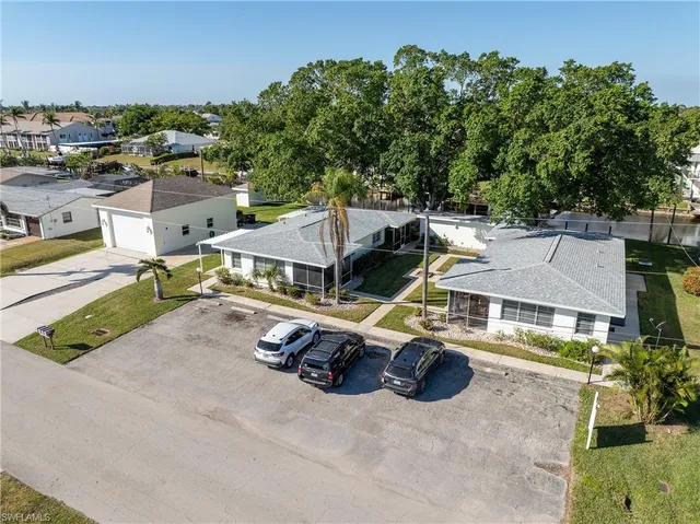 $795,000 | 4916 Vincennes Street, Unit 1, Cape Coral, FL 33904