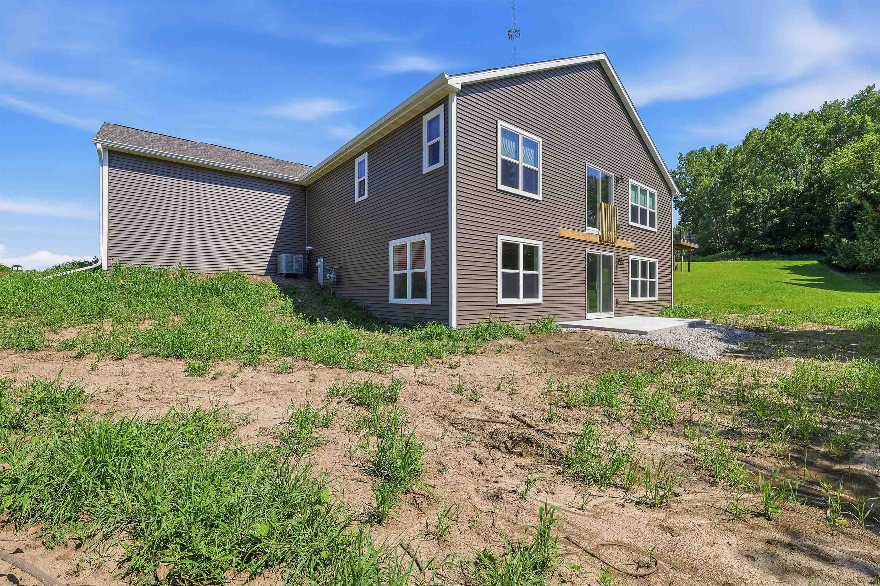 218 Glacial Terrace Ripon, WI 54971 - Photo 32 of 46