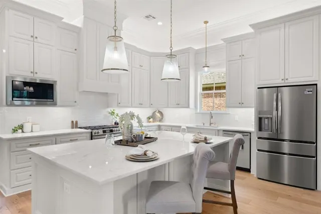 $599,500 | 2230 Nikal Drive, Lake Charles, LA 70605