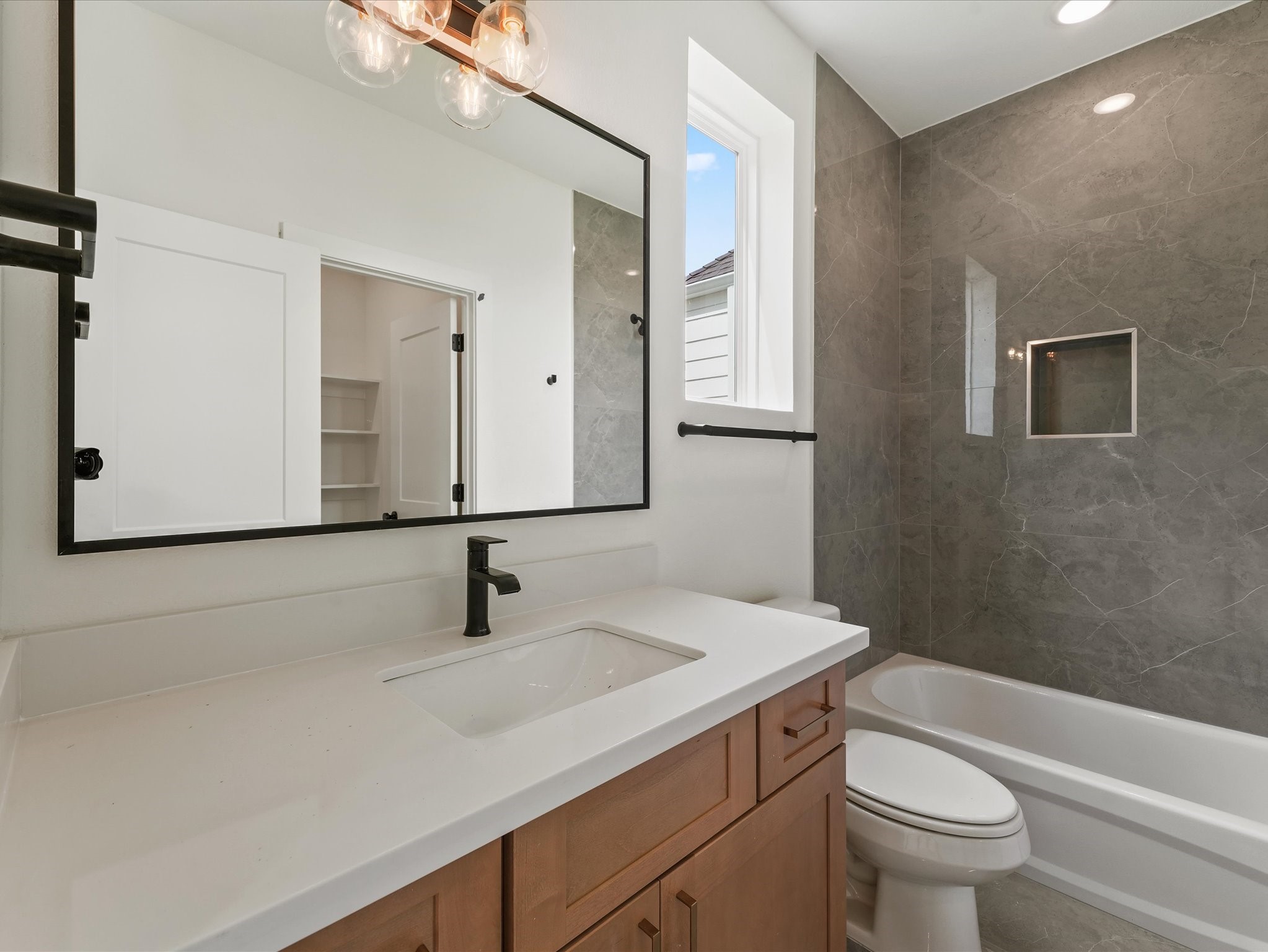 1804 Del Norte Street, Unit D Houston, TX 77018 - Photo 22 of 25