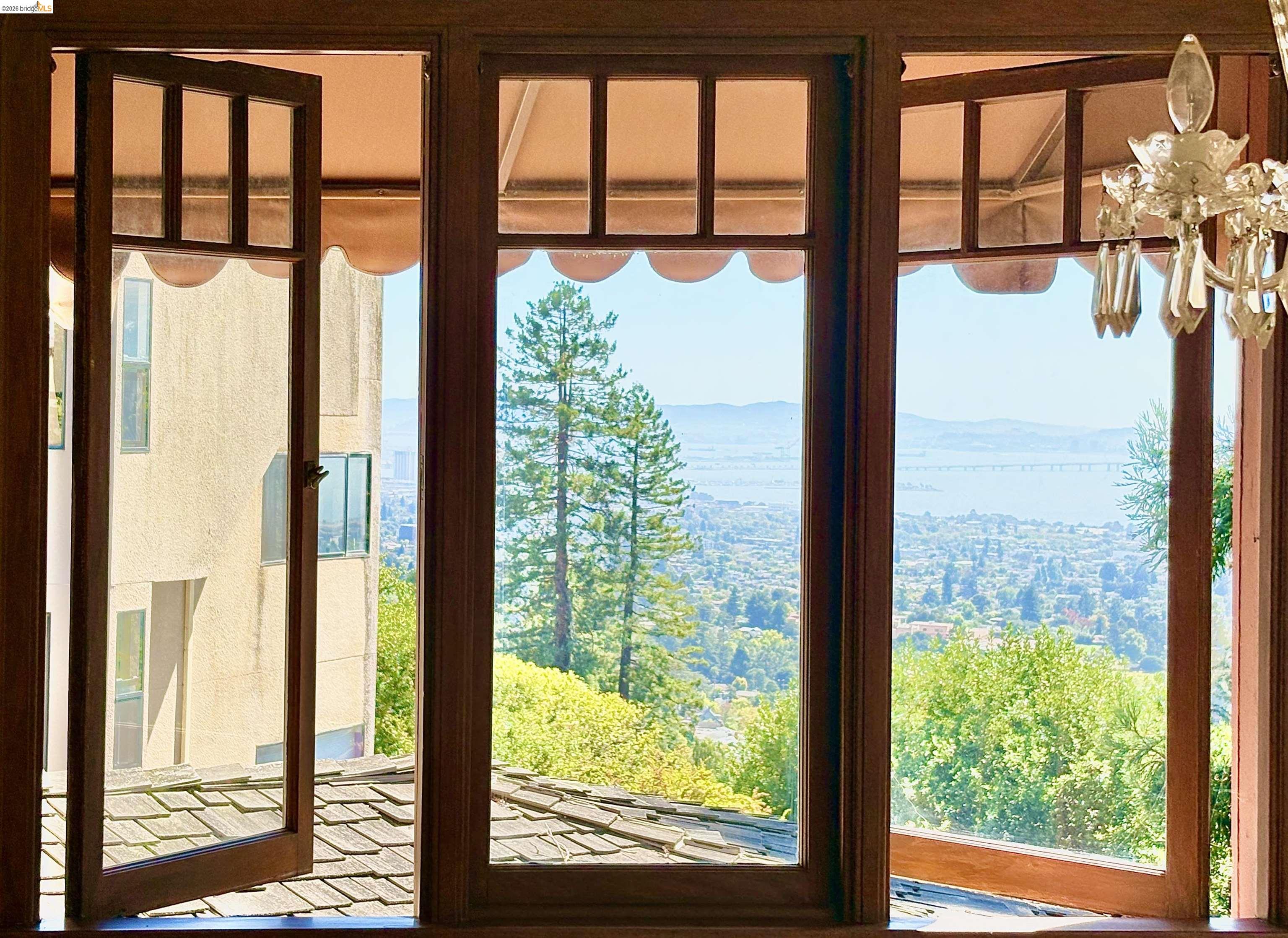 916 Cragmont Avenue Berkeley, CA 94708 - Photo 10 of 35